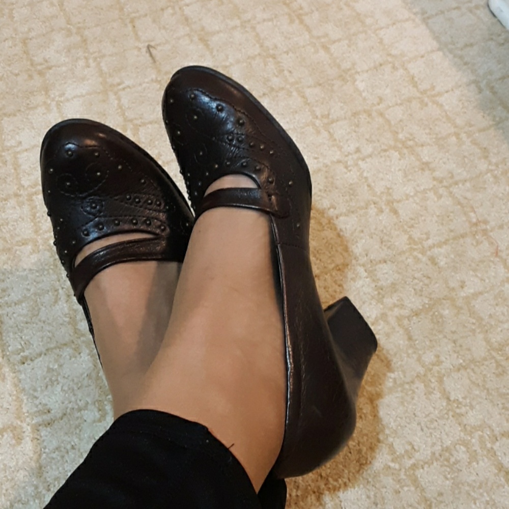 Born dark brown heels